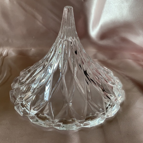 5/$30 Godinger Crystal Kiss Covered Candy Dish Tag still intact!! - Picture 6 of 7